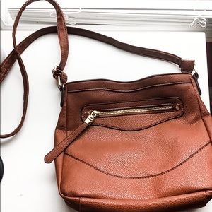 ·Final price· Scarleton crossbody purse